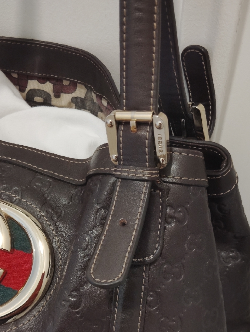 Pre-Loved Gucci Brown Leather Shoulder Bag with Green-Red Web and Gold Hardware - Picture 4 of 12